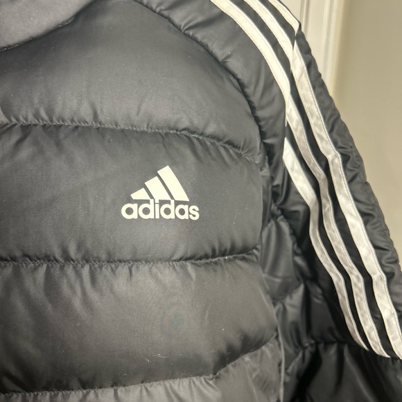 Adidas Women's Black Puffer Jacket with White Details Size 1X - Picture 5 of 12